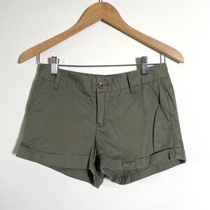 Sfera Womens Green Chino Shorts Size 26 Pockets 2" Inseam 100% Cotton Casual